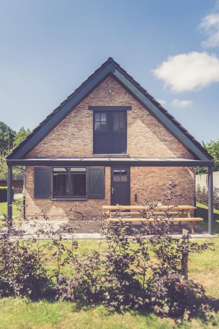 Landhuisjes Bij De Wouterbron Opglabbeek エクステリア 写真