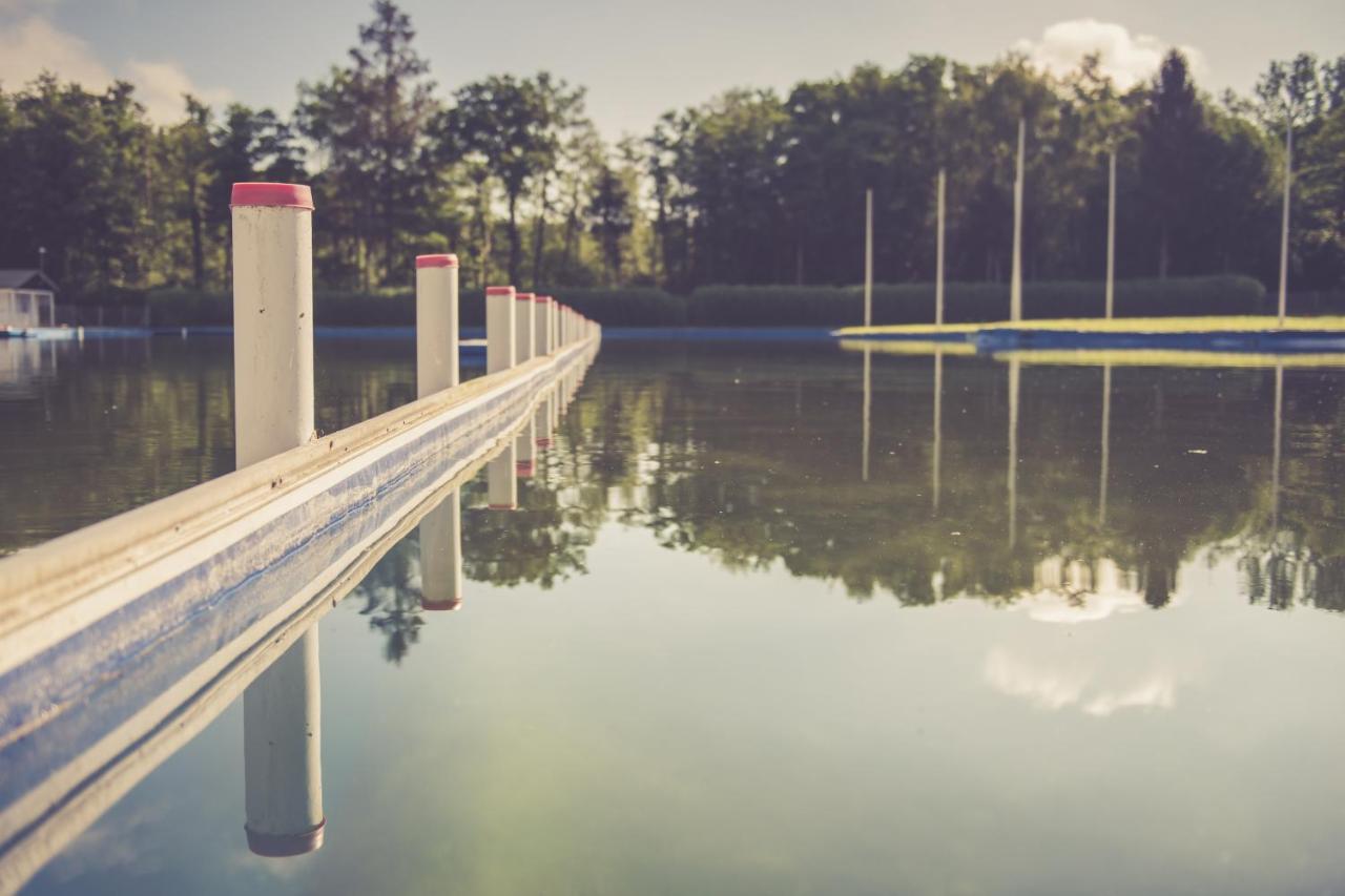 Landhuisjes Bij De Wouterbron Opglabbeek エクステリア 写真