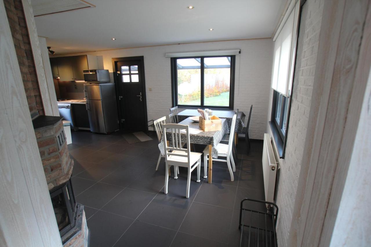 Landhuisjes Bij De Wouterbron Opglabbeek エクステリア 写真