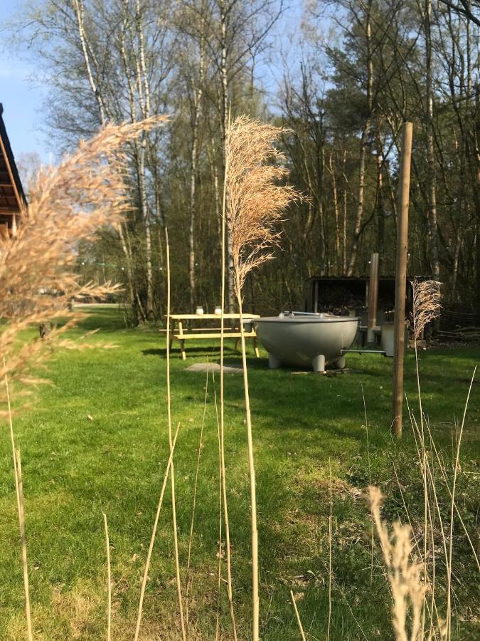 Landhuisjes Bij De Wouterbron Opglabbeek エクステリア 写真